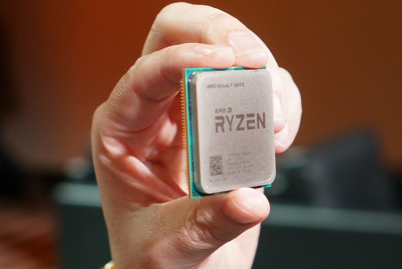AMD представила процессоры Ryzen 7 - 1